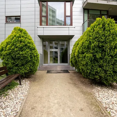 Appartement Ochota - 49m2, Balcony - By Rentujemy Warschau